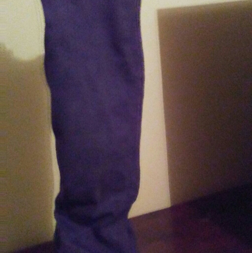 Boots - Picture 3 of 7